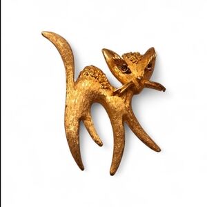 Vintage Gold-Tone Textured Cat Brooch